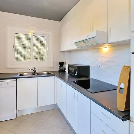 Can Parramon Apartment Roses