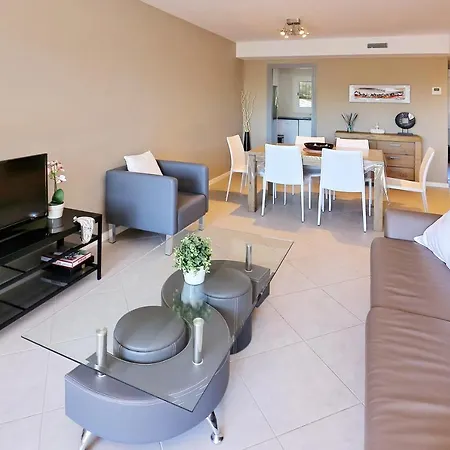 Can Parramon Apartment Roses