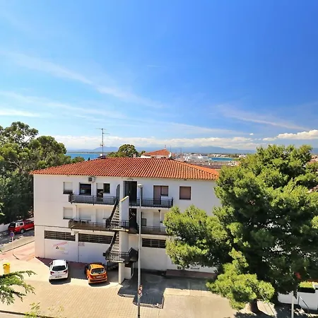 Can Parramon Apartment